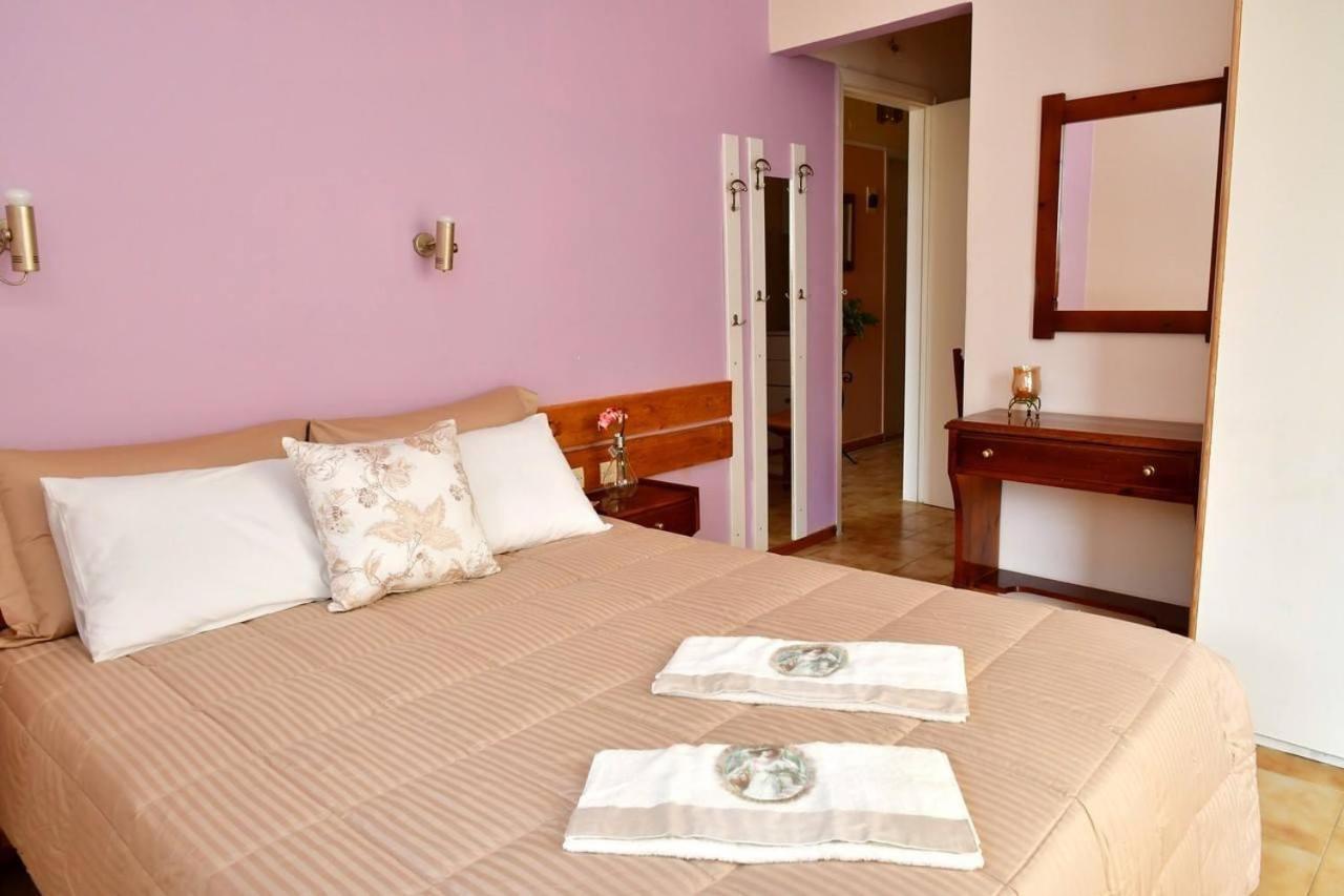 Konstantinos Apartments Толо Екстер'єр фото